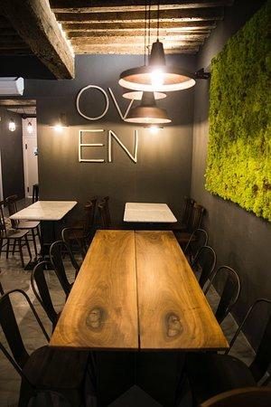 Oven - Pizzeria & Cocktail bar